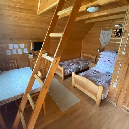 Domki U Losia Bieszczady & Sauna Polanczyk Exterior photo
