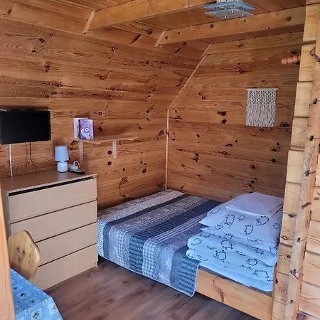 Domki U Losia Bieszczady & Sauna Polanczyk Exterior photo